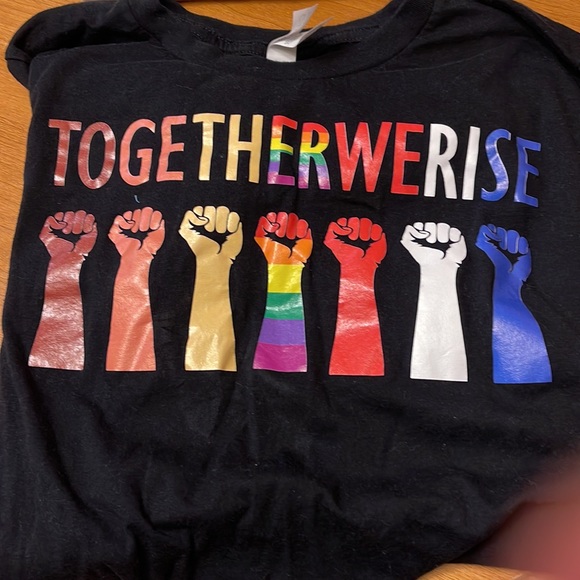 Two great vintage shirts .Inspiration words and stylish shirts - Picture 2 of 3